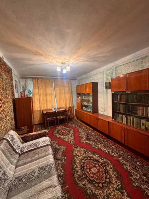 Продам 2 ком в районе м. Северный