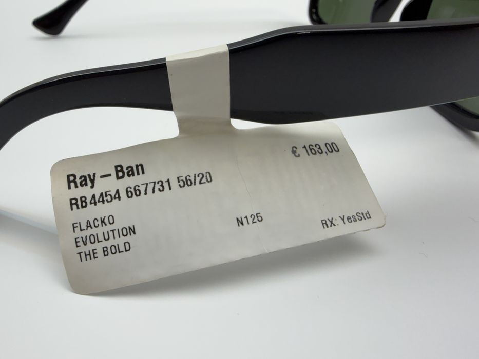 Ochelari de soare Ray-ban noi Barbatesti