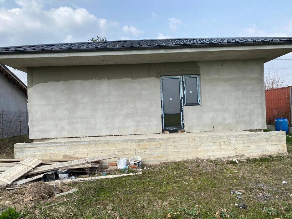 Vand casa individuala 3 Camere preț 55000€