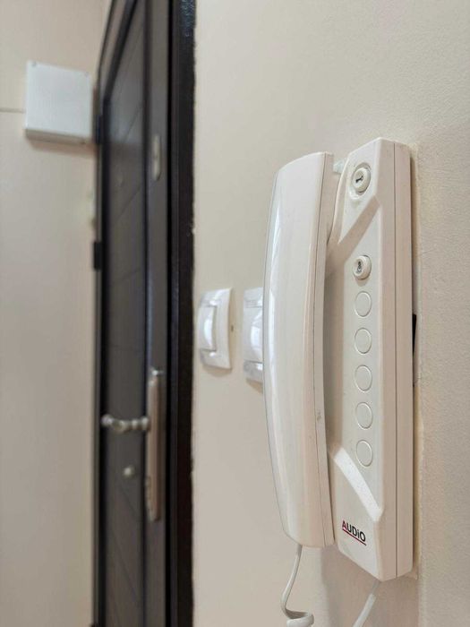 Дава се под наем Тристаен апартамент в Велико Търново, Център - 100 кв.м за 408 € - Снимка #13