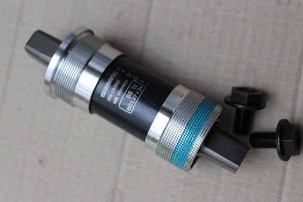 Shimano BB-UN300 rulment, ax patrat 107-127.5mm lungime diferite