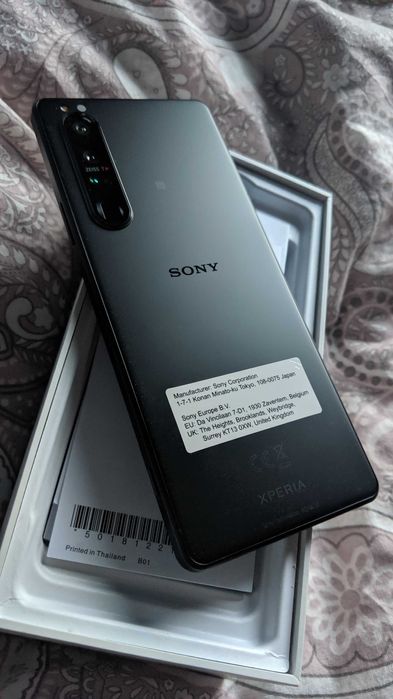 Sony Xperia 1 III – ca nou, impecabil, cutie + accesorii