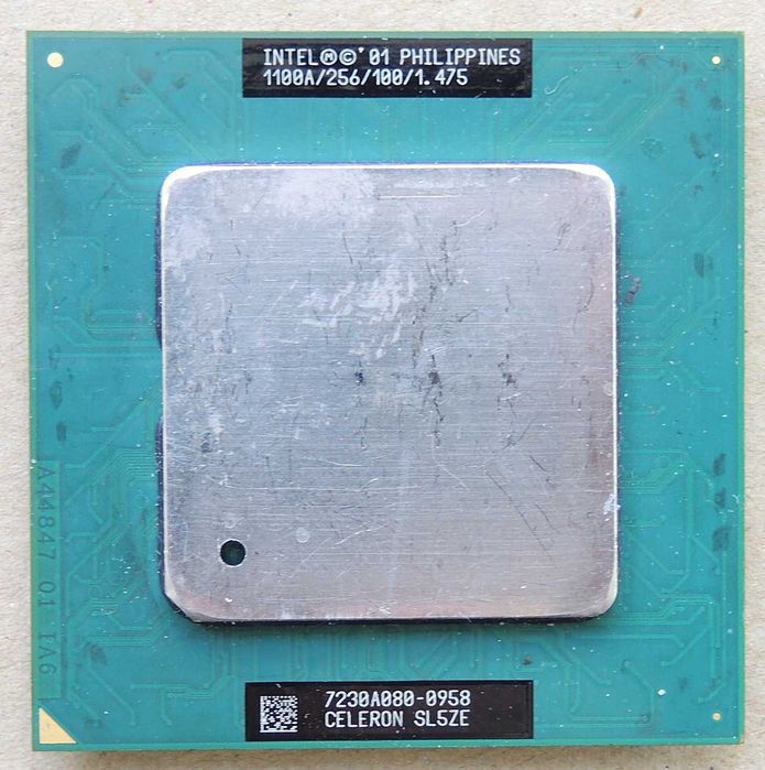 Intel Celeron Tualatin 1100A/256/100/1.475 SL5ZE Socket 370 Testat
