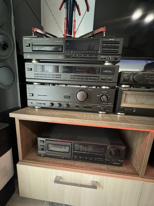 Linie Technics din 4 componente