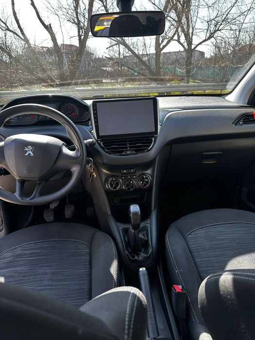 Peugeot 208 2014