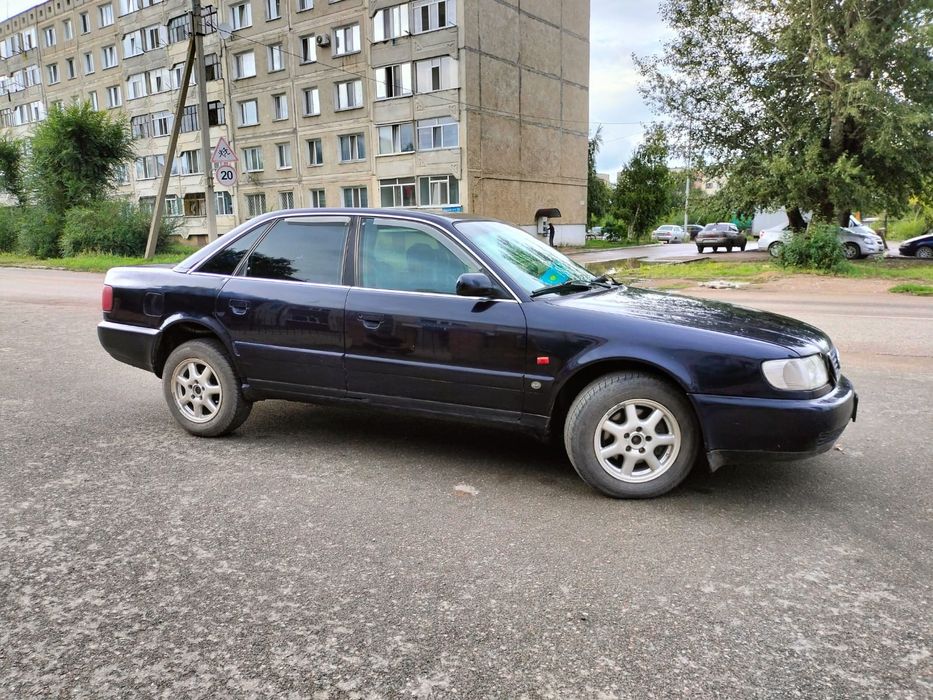 Продам Ауди а6 С4