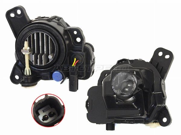 Фара противотуманная Mazda Atenza