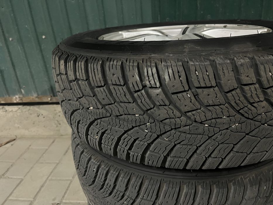 Продам диски с шинами