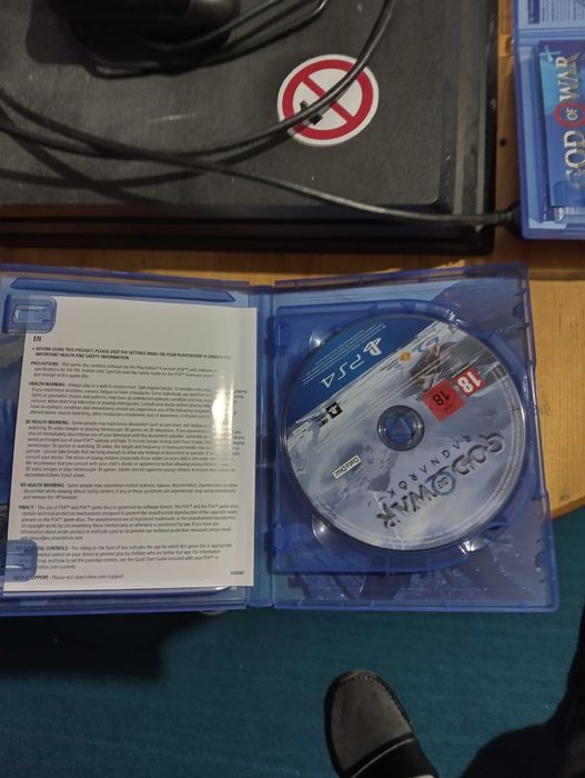 PS4 PRO топ параметри за модела не е крактнато има и бонуси към него