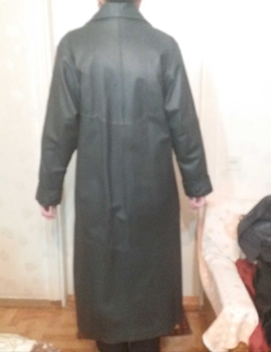 Плащ кожаный, женский.