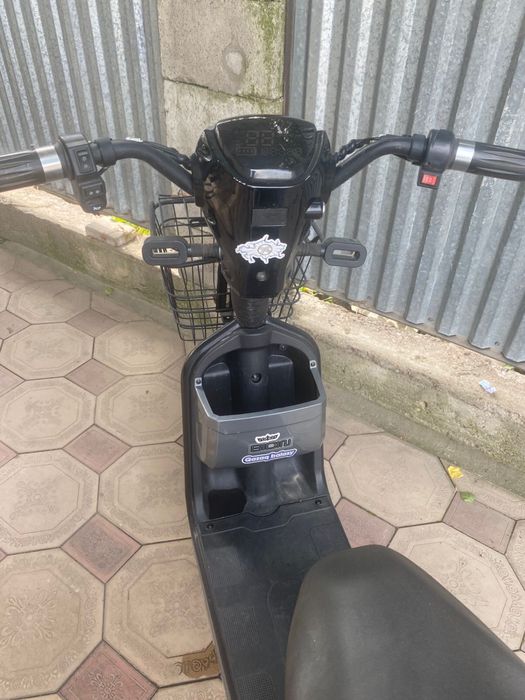 Продам Электроскутер срочно