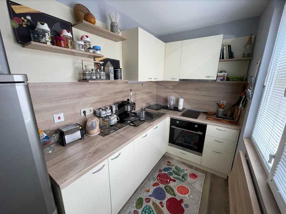 Къща - кв. Сарафово