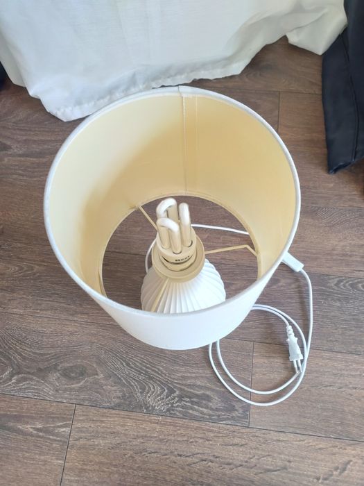 Нощна лампа с кабел