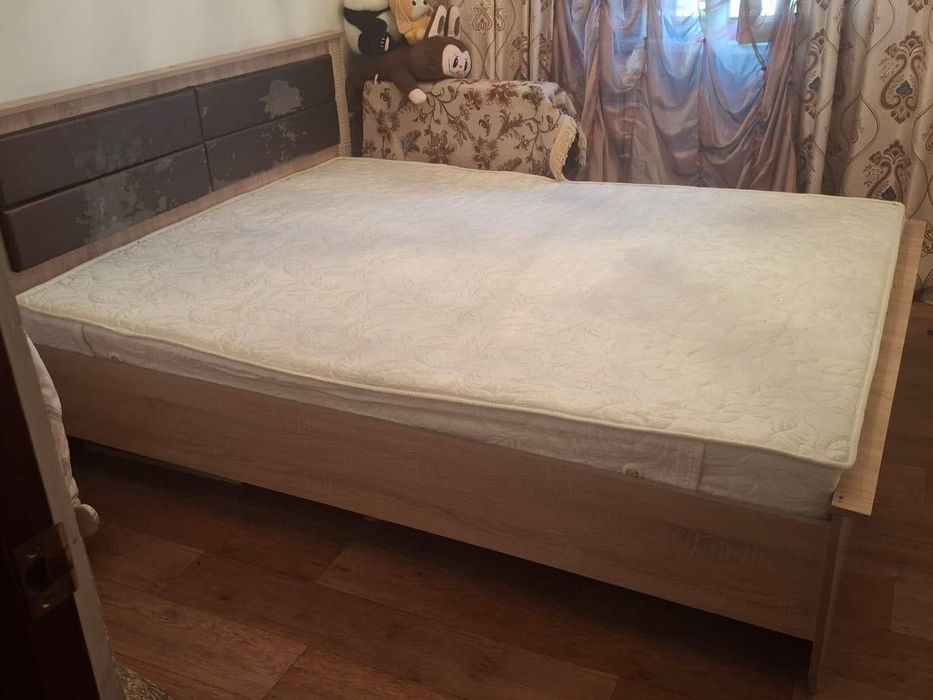 Срочно продам кровать