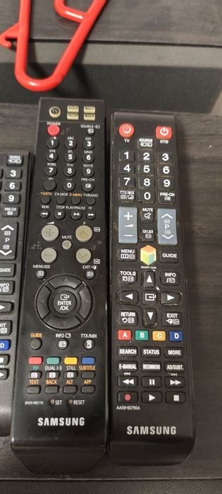 Lot 4 telecomenzi Samsung, Alien(Samsung) și RM-L 1162(LG)