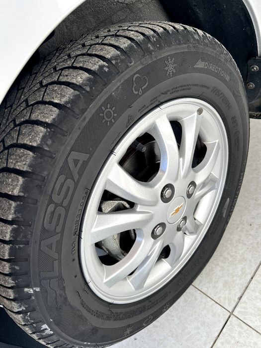 Aftomat spark ideal luboy joyina garantiya. Srochniy sotiladi!!!