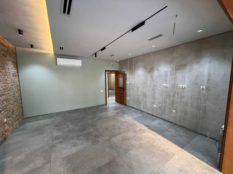 АРЕНДА Помещения М.Космонавтов 85 м² | 1 ЛИНИЯ