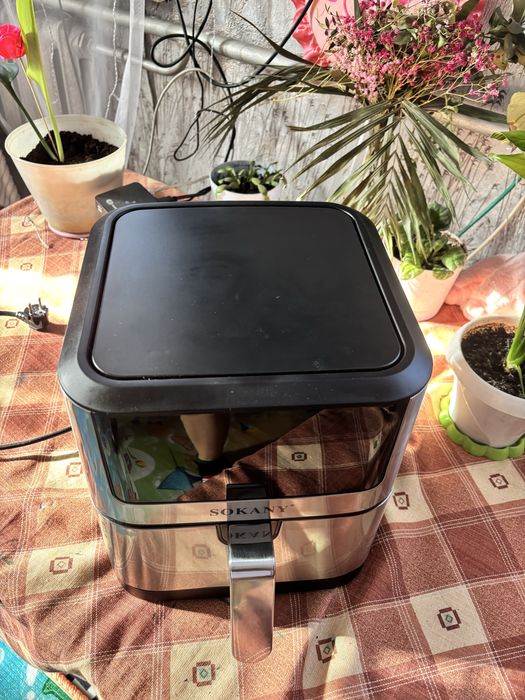 Продам Аэрогриль на 7 литров