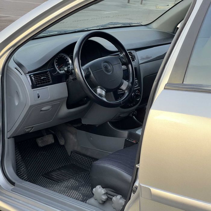 Lacetti 1.8 | A/T - 124.000 км