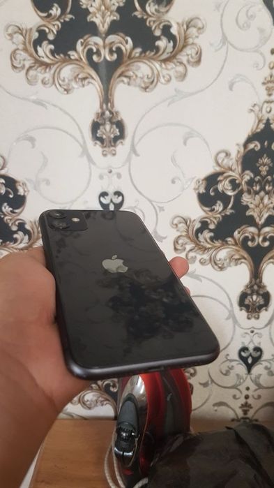 Iphone 11 64 гб в отличном сос