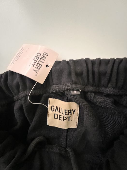 Pantaloni gallery dept