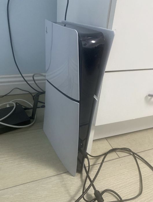 Se vinde ps5 slim
