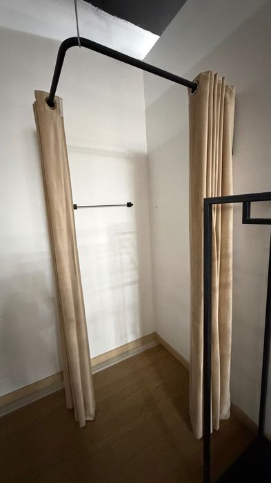 Примерочная со шторами