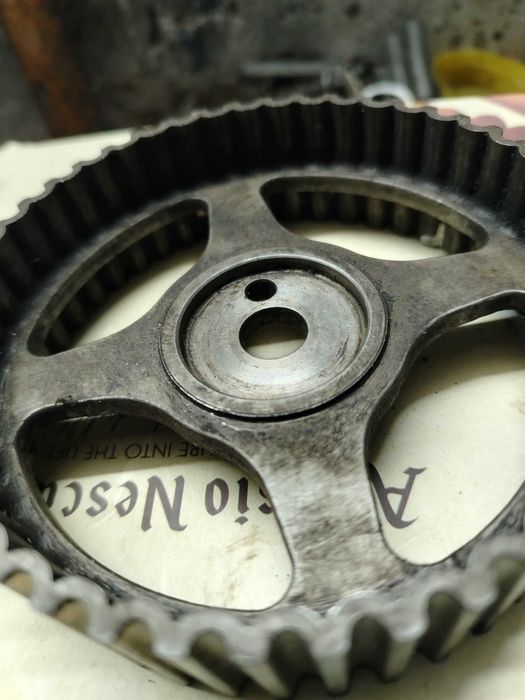 Двигатель Мицубиси 4G93 в разбор.