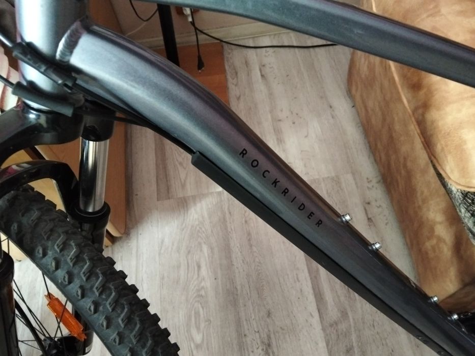 Bicicleta rockrider aproape nouă