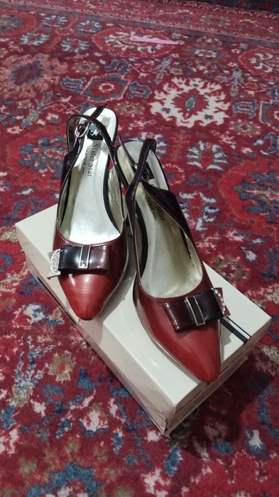 Отдам даром. Новые одежды