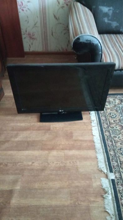 Продам телевизор