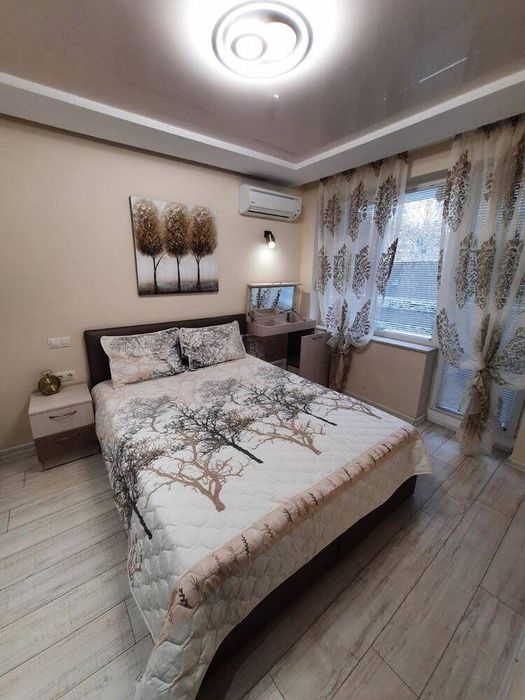 Дава се под наем Двустаен апартамент в Бургас, Зорница - 60 кв.м за 612 € - Снимка #4