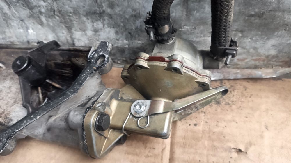 Продам карбюратор и впуск
