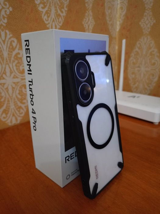 Телефон Redmi Turbo 4 pro