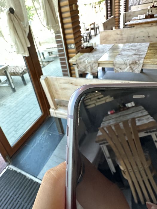 Продавам Iphone 11///128gb