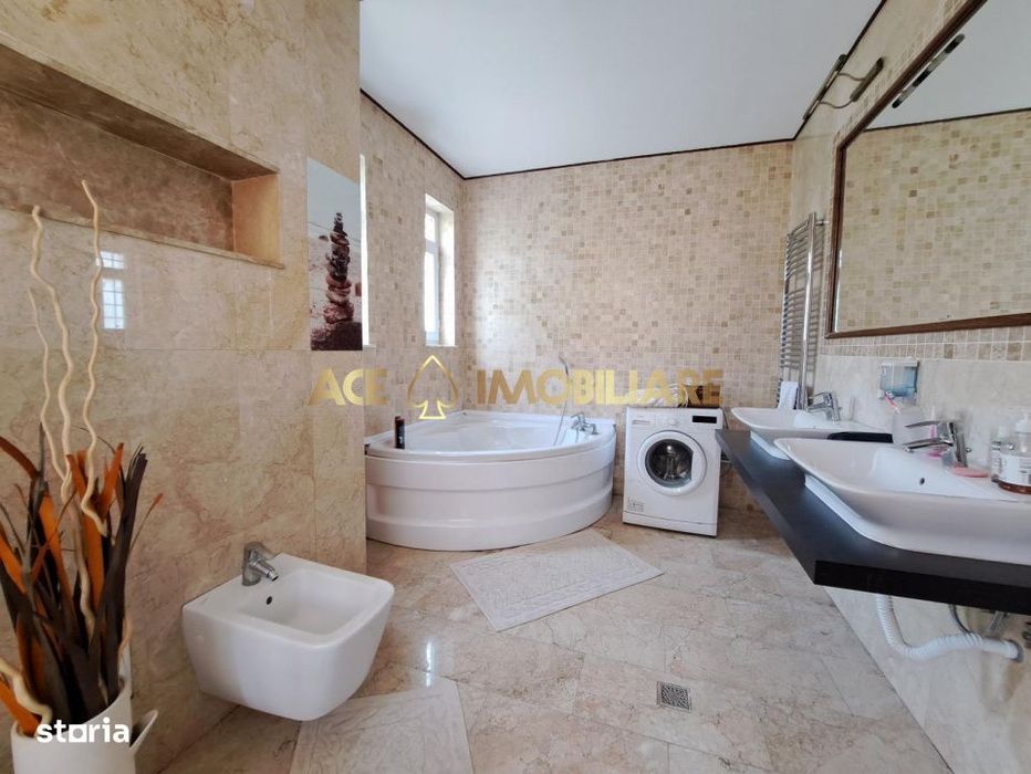 Vila de inchiriat | Unirii | Parcare | 340 mp utili - 1000 mp teren