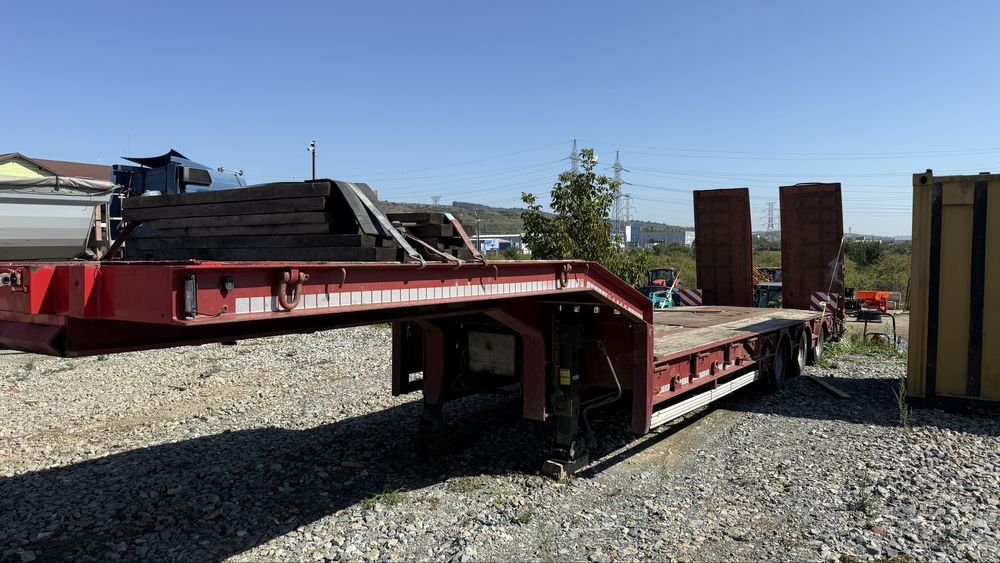 Vand Trailer King 3 Axe/ Rampe hidraulice sau schimb cu Automacara