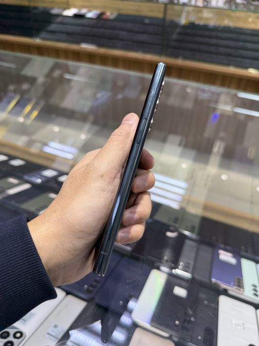 Samsung S22 ultra holati zor 512 GB