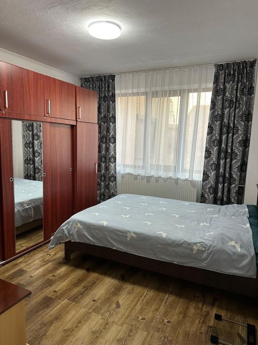 vand apartament în Motru