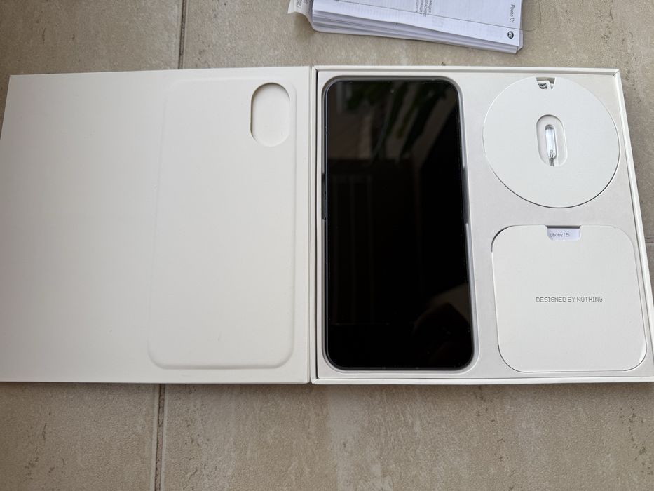 Телефон  Nothing Phone (2)
