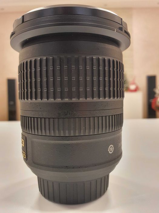 Nikon F DX 10-24 f/3.5-4.5, ca nou, in cutie plus Hoya HMC UV