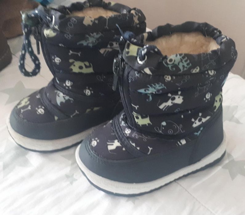 Детская обувь и комбез