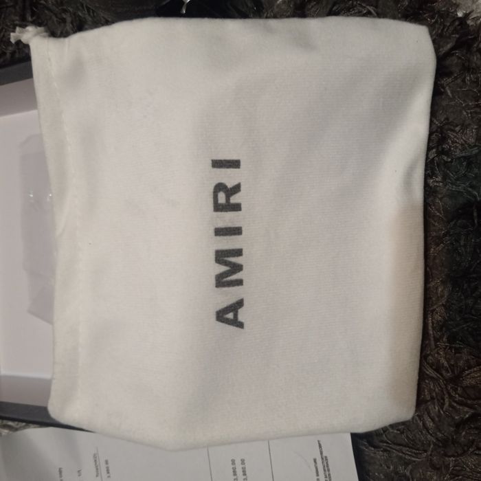 Vând curea Amiri