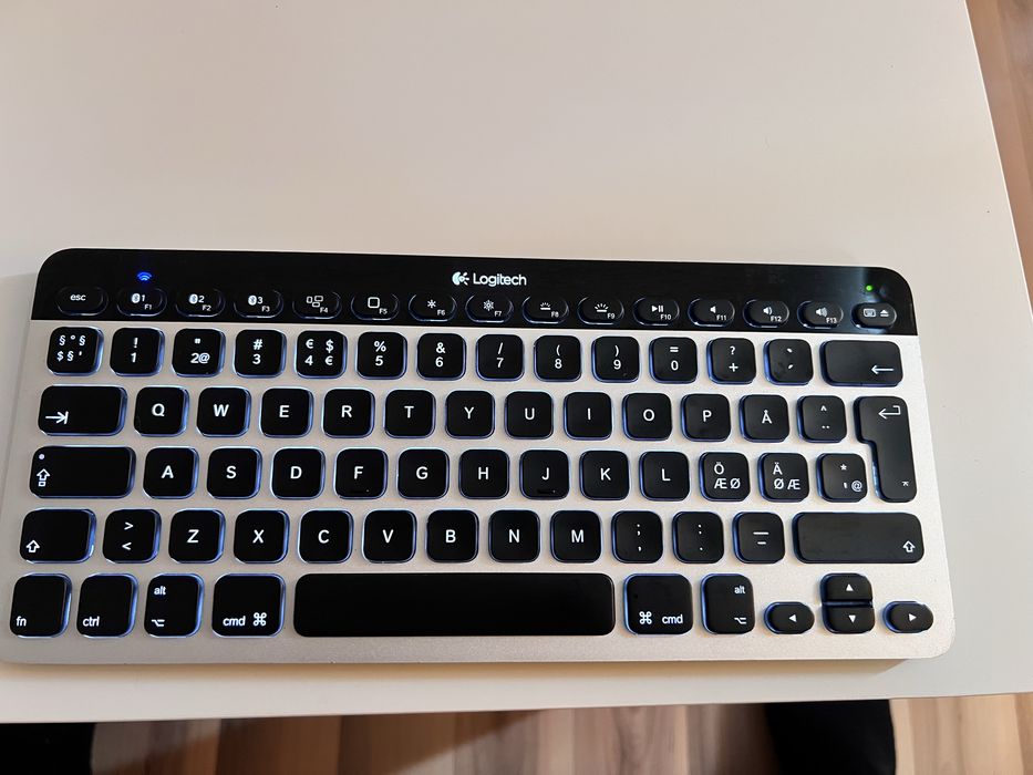 Tastatura Logitech Bluetooth Easy-Switch K811