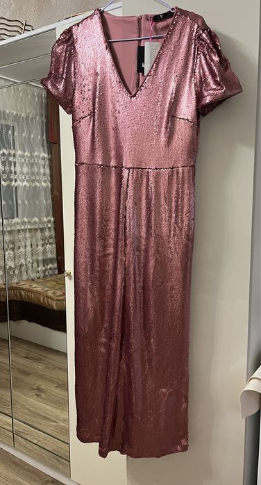 Вечернее платье шикарное