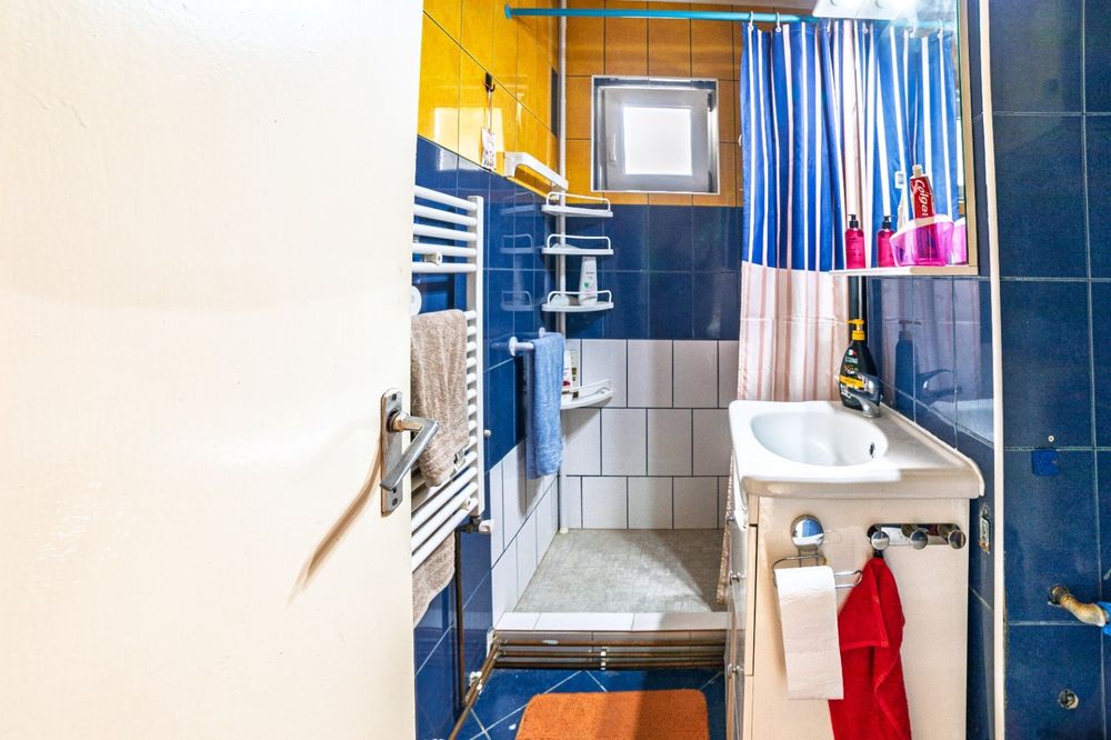 Apartament decomandat 3 camere etajul 1 Vlaicu