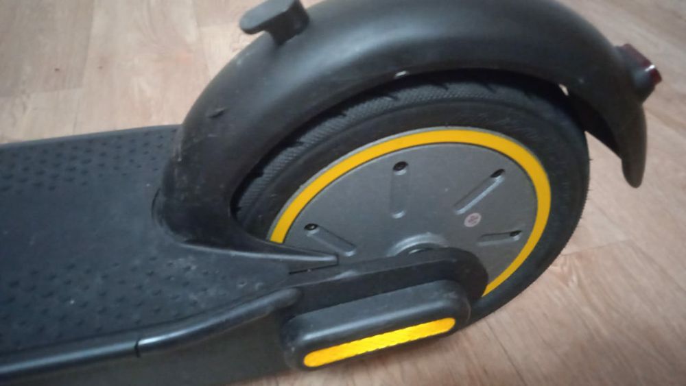 Продаю электросамокат,250 тысяч.