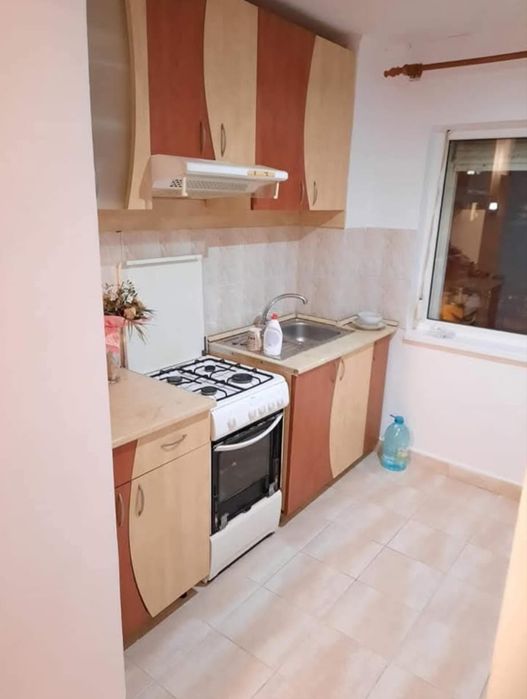 Închiriez apartament modern cu 2 camere și balcon deschis – / lună — fotografia 2