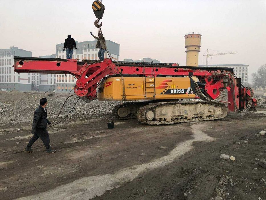 Йирик биноларни мустаҳкам свая бурения билан қурамиз !