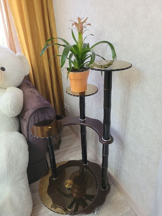 Полка дерево +стекло высота 110